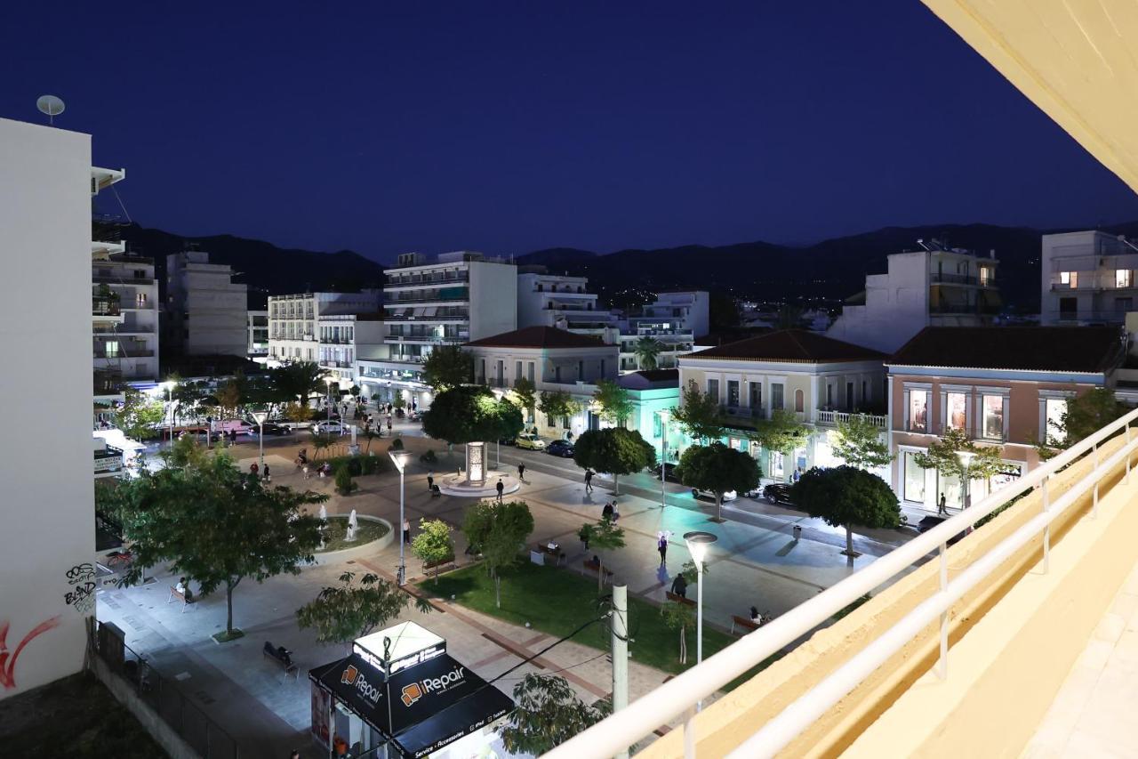 Spacious View Of Square Kalamata